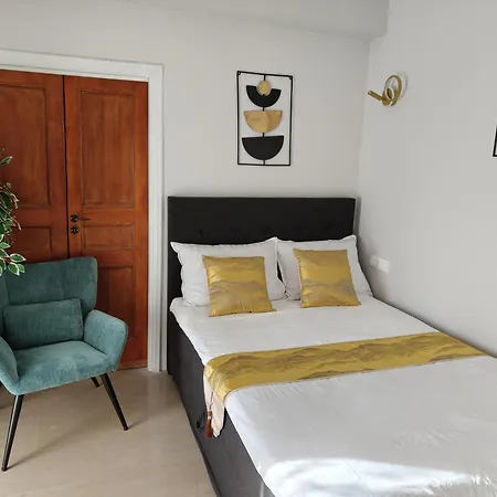 Eleousa House Apartment *