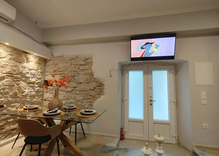 Eleousa House