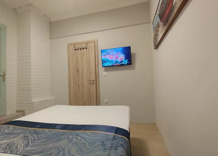 Eleousa House *