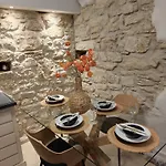 Eleousa House