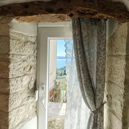 Apartamento Eleousa House